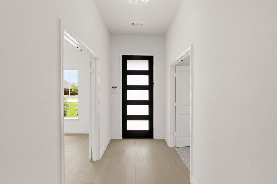 Spacious, unfurnished interior of a new home in Lovers Landing, Forney (Image 14). Spacious, unfurnished interior of a new home in Lovers Landing, Forney (Image 14).