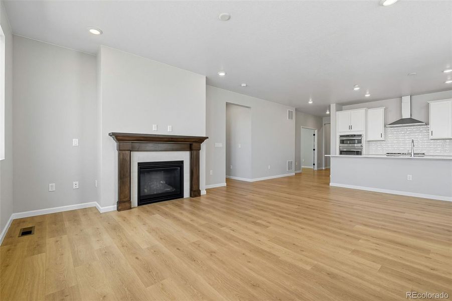 3627 Recess Lane ~ Ready Now! 3627 Recess Lane ~ Ready Now!