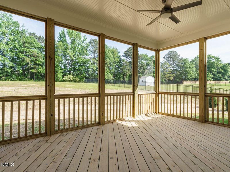041-1280x960-screened-porch