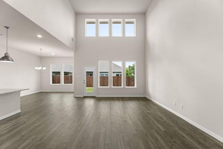 Spacious, unfurnished interior of a new home in Creekside, Royse City (Image 16). Spacious, unfurnished interior of a new home in Creekside, Royse City (Image 16).