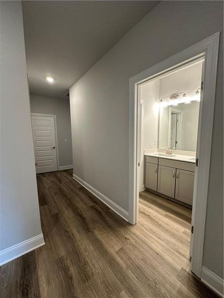 Spacious, unfurnished interior of a new home in Mirror Lake at South Harbour, Villa Rica (Image 23).