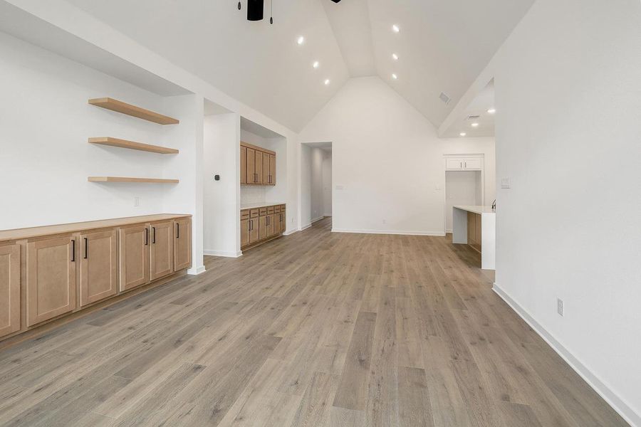 Image 23 of a home in Parkside Peninsula. Image 23 of a home in Parkside Peninsula.