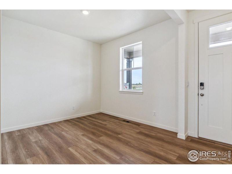 Spacious, unfurnished interior of a new home in Silver Peaks, Lochbuie (Image 12).