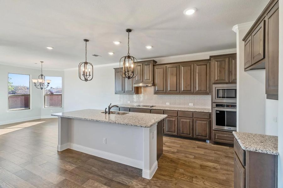 Image 113 representing the Concept 2373 by Landsea Homes in Coyote Crossing, Godley, TX. Image 113 representing the Concept 2373 by Landsea Homes in Coyote Crossing, Godley, TX.