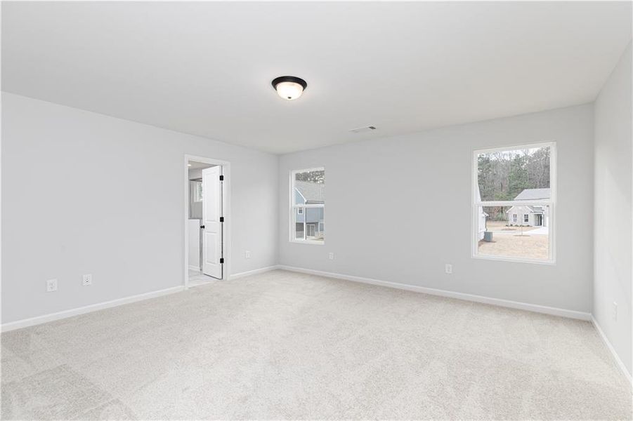 Spacious, unfurnished interior of a new home in Riverside Ridge, Lawrenceville (Image 20).