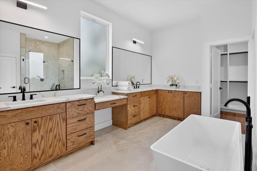 Furnished interior view inside a new home in , Dallas (Image 35).