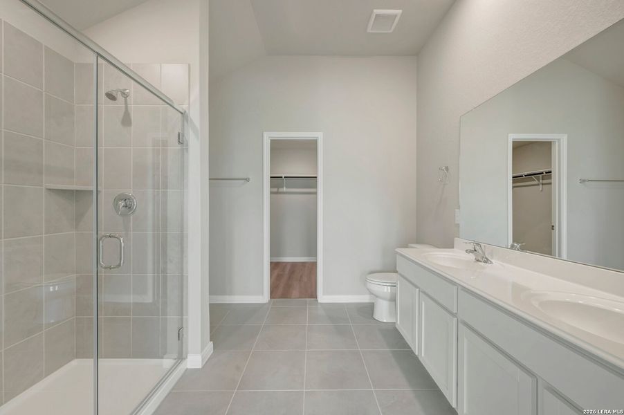 Furnished interior view inside a new home in Hickory Ridge Estates, Elmendorf (Image 11).