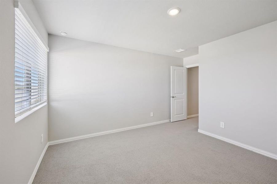 Photo is not of the actual home, but is an inspirational photo of builder’s model home and may depict options, furnishings, and/or decorator features that are not included. Photo is not of the actual home, but is an inspirational photo of builder’s model home and may depict options, furnishings, and/or decorator features that are not included.