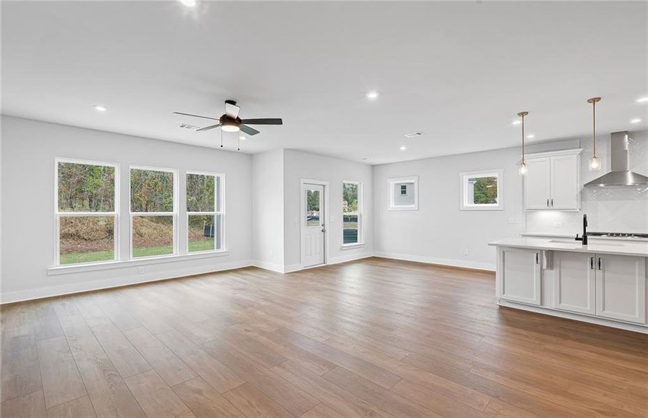 Spacious, unfurnished interior of a new home in Arden, Cumming (Image 35).