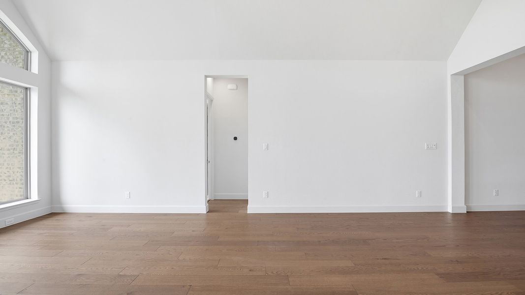 Spacious, unfurnished interior of a new home in Talon Hills, Fort Worth (Image 21). Spacious, unfurnished interior of a new home in Talon Hills, Fort Worth (Image 21).