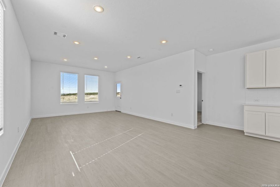 Spacious, unfurnished interior of a new home in Grace Valley, Marion (Image 13).