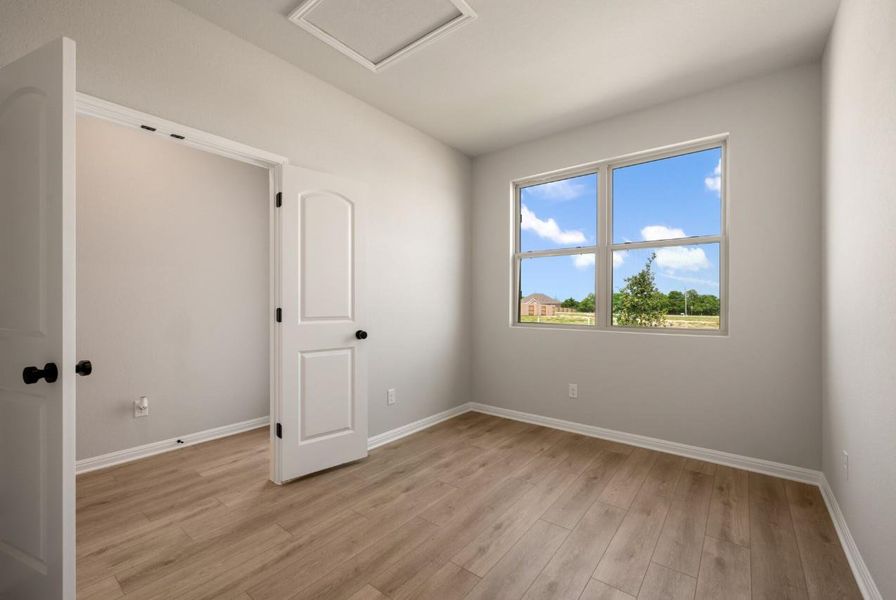 Spacious, unfurnished interior of a new home in Patterson Ranch, Georgetown (Image 20).