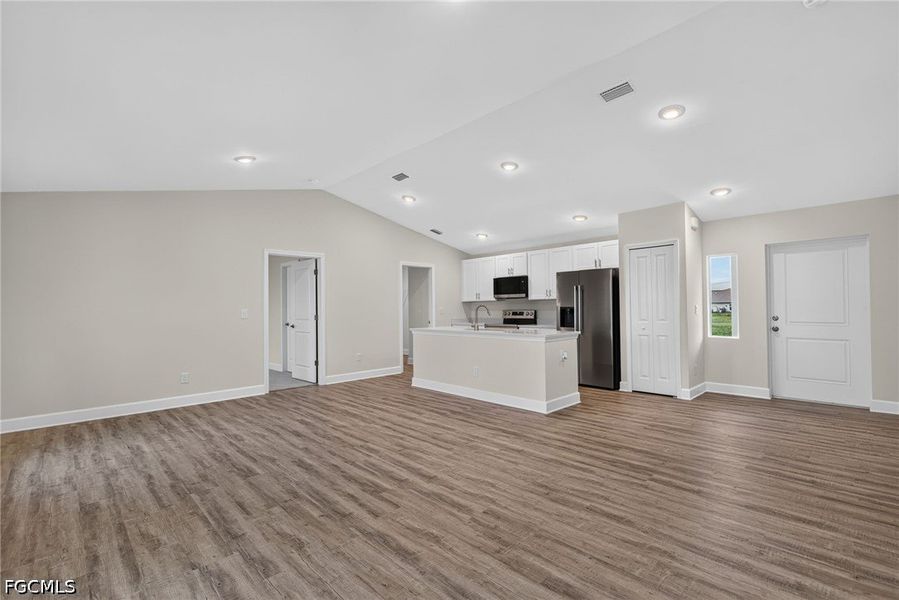 Spacious, unfurnished interior of a new home in Cape Coral, Cape Coral (Image 16). Spacious, unfurnished interior of a new home in Cape Coral, Cape Coral (Image 16).