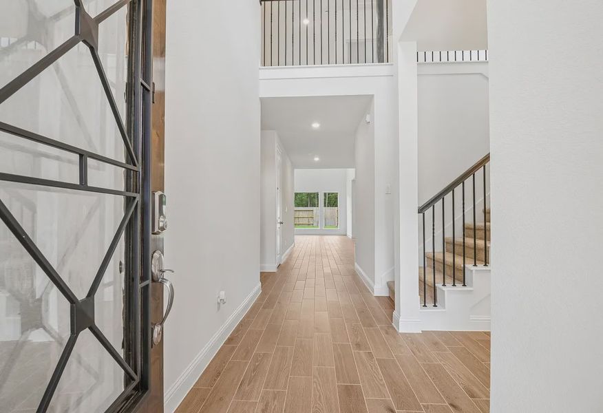 Homesite 1604 Entry - 3 of 19
