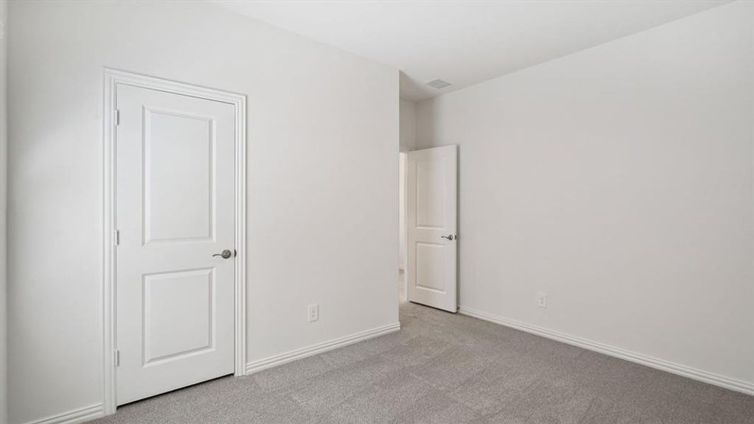 Photo is not of the actual home, but is an inspirational photo of builder’s model home and may depict options, furnishings, and/or decorator features that are not included.