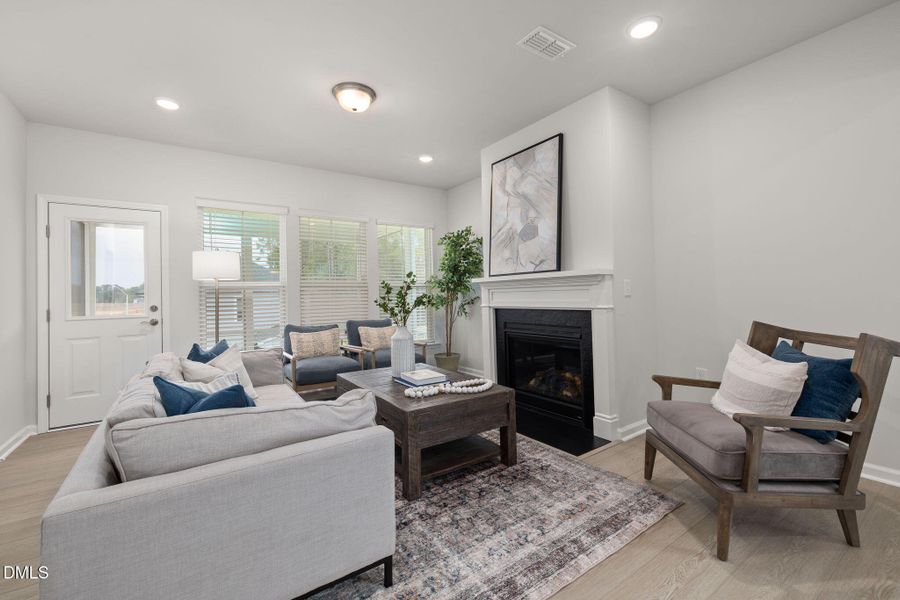 12-web-or-mls-DX3A0670