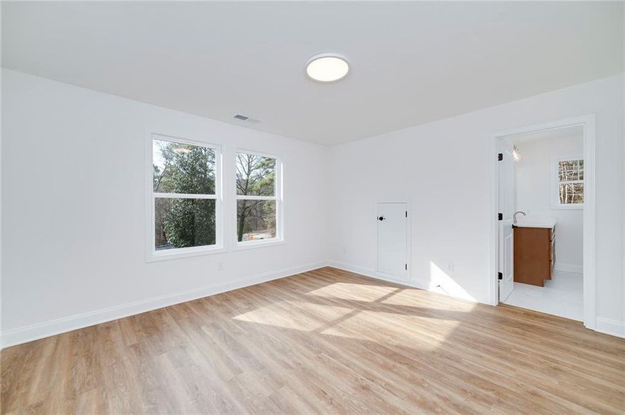 Spacious, unfurnished interior of a new home in , Cumming (Image 21).