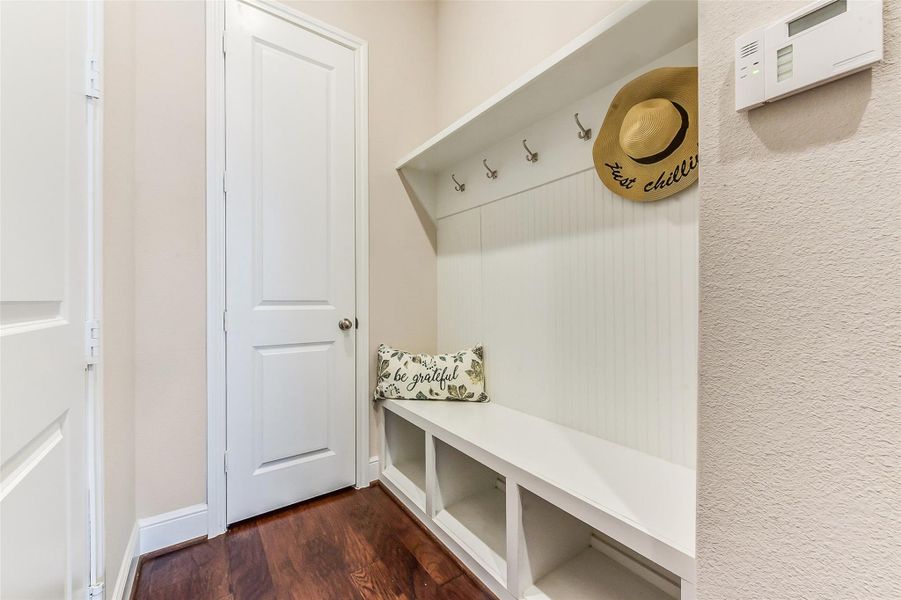 Furnished interior view inside a new home in ARTAVIA 65', Conroe (Image 33).