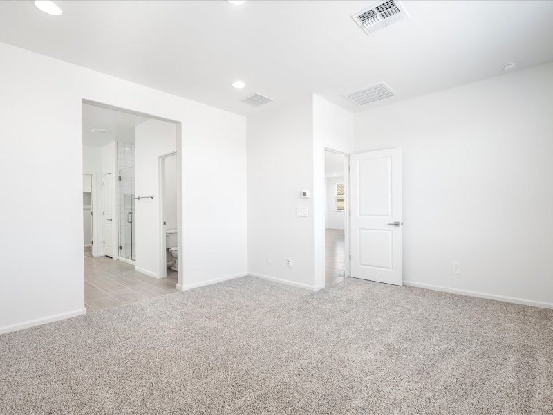 Welcome to the 2340 floorplan.