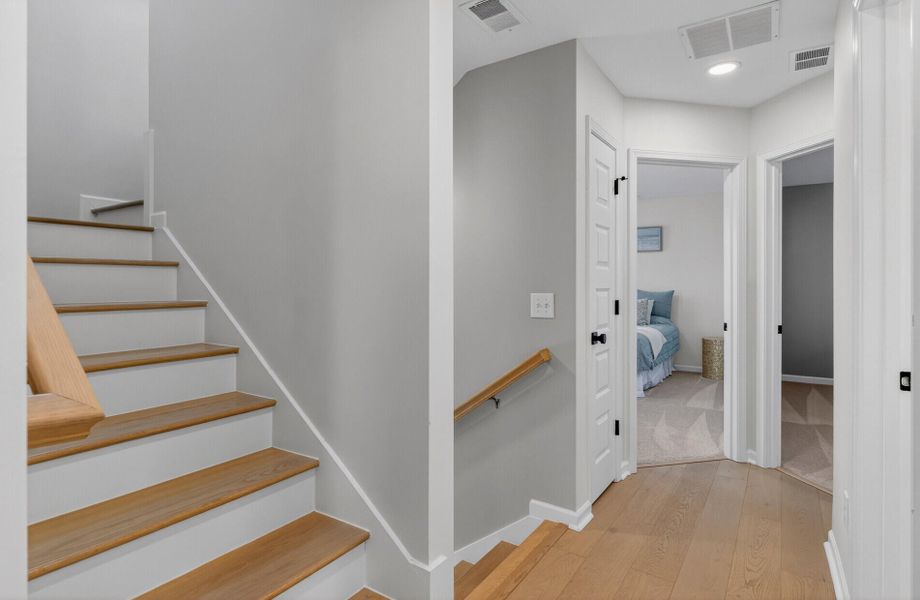 Spacious, unfurnished interior of a new home in Twin Lakes, Johns Island (Image 23).