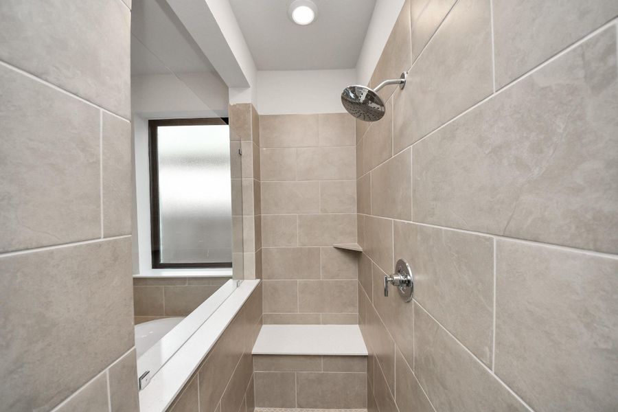 Representative model home photos shown for illustrative purposes only. Actual home, features, and finishes may vary. Home is currently under construction.