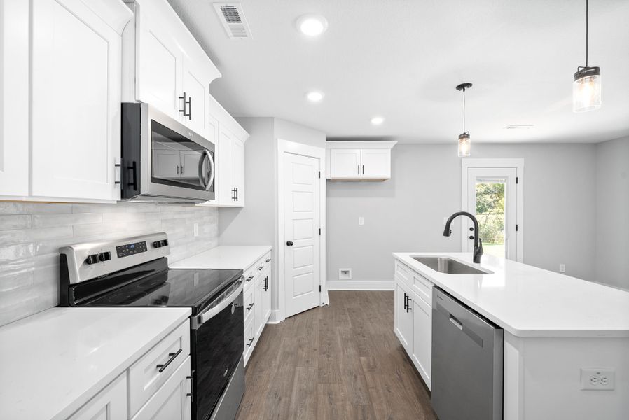 Representative furnished interior of a home built from the Noah by Rockwood Homes in Garrettsburg Meadows, Clarksville (Image 10).
