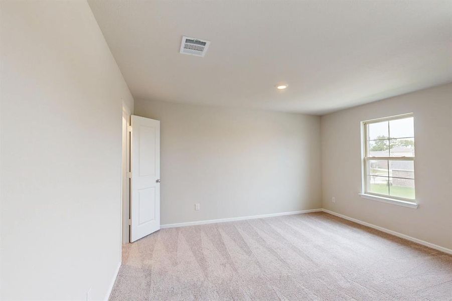 Spacious, unfurnished interior of a new home in Forest Park, Princeton (Image 12). Spacious, unfurnished interior of a new home in Forest Park, Princeton (Image 12).