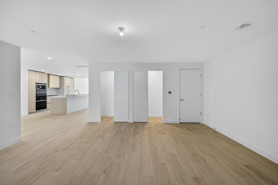 Spacious, unfurnished interior of a new home in , Pompano Beach (Image 34). Spacious, unfurnished interior of a new home in , Pompano Beach (Image 34).