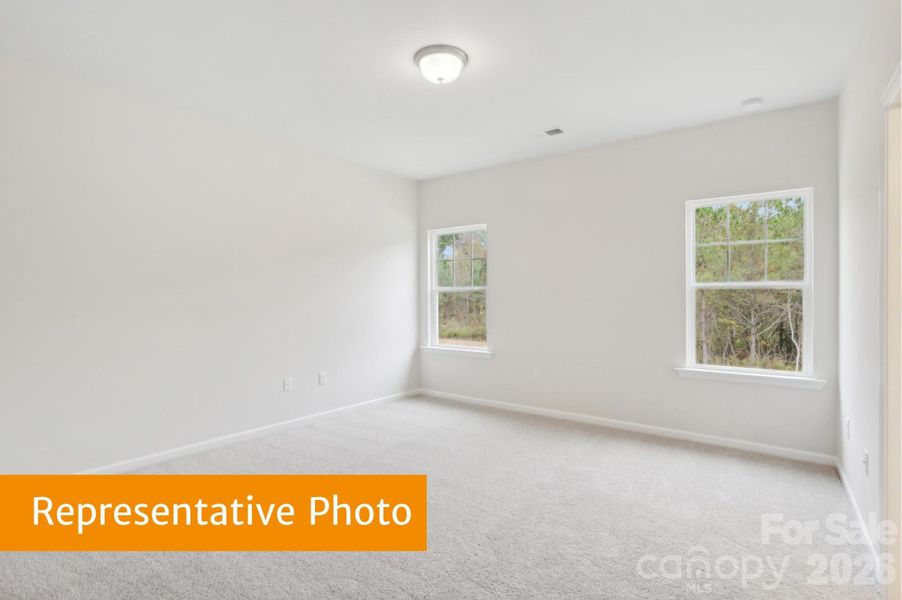 Spacious, unfurnished interior of a new home in Catawba Trace, Catawba (Image 5).