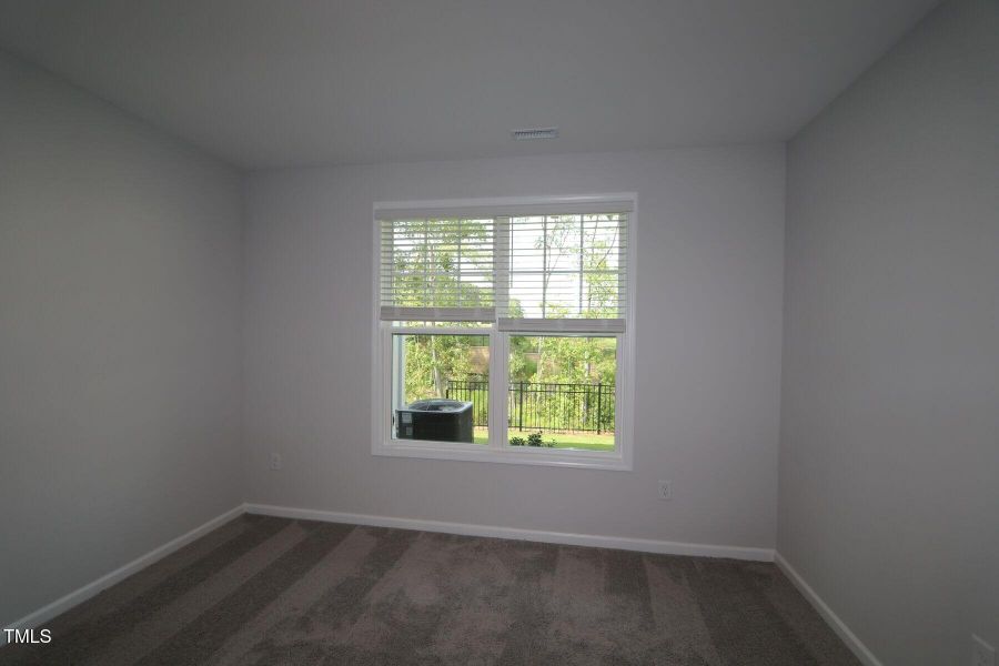 3477714_50060 3477714_50060