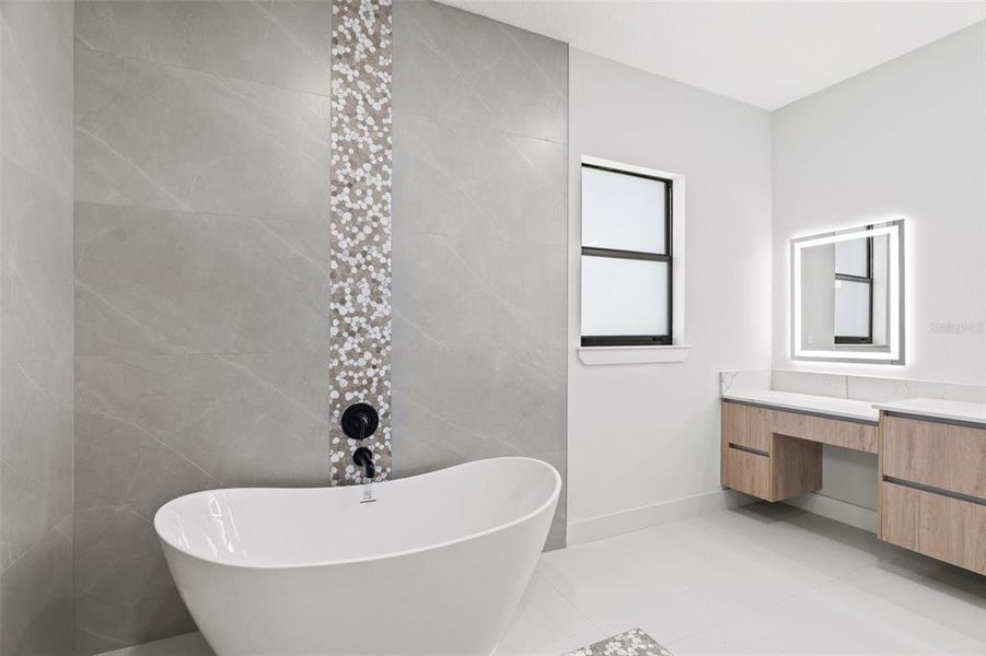 Furnished interior view inside a new home in , Malabar (Image 17).