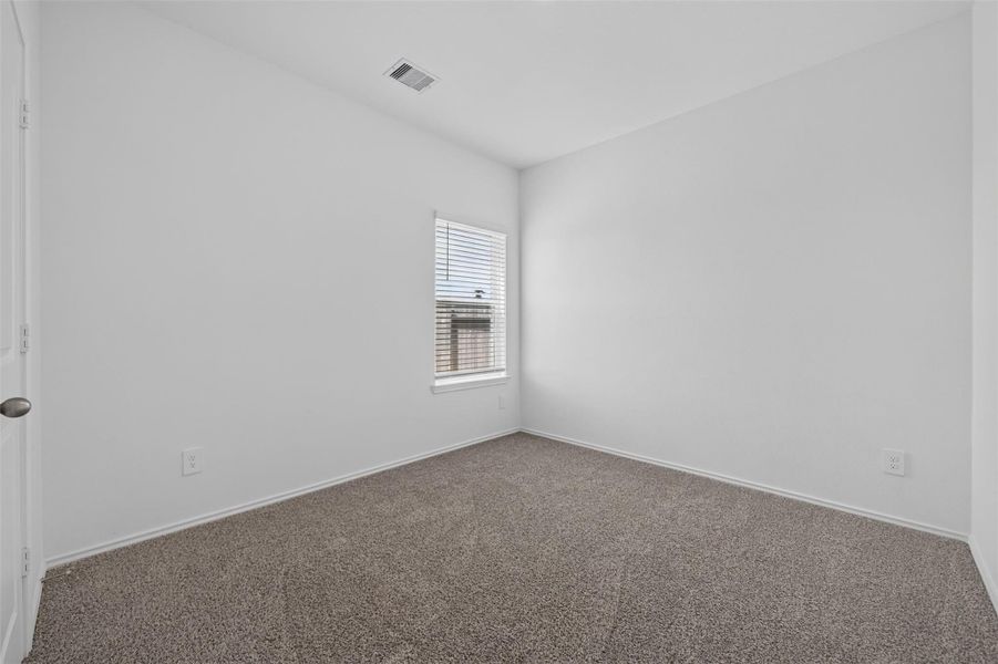 Spacious, unfurnished interior of a new home in , Houston (Image 21).