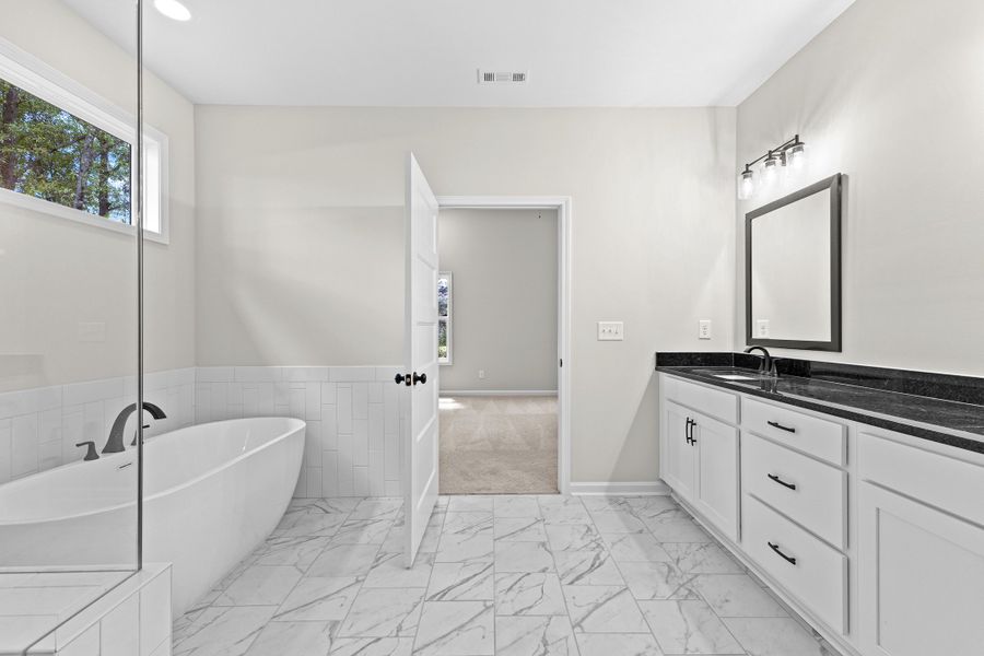 Furnished interior view inside a new home in Golfview, Thomaston (Image 14).