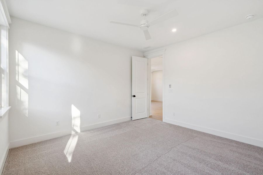 Spacious, unfurnished interior of a new home in , Mount Pleasant (Image 42).