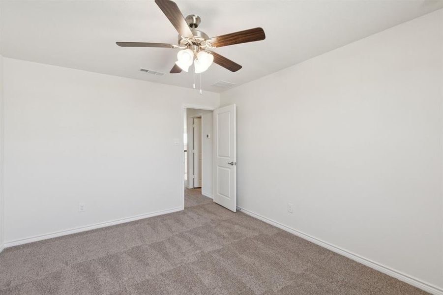 Spacious, unfurnished interior of a new home in , Anna (Image 21).