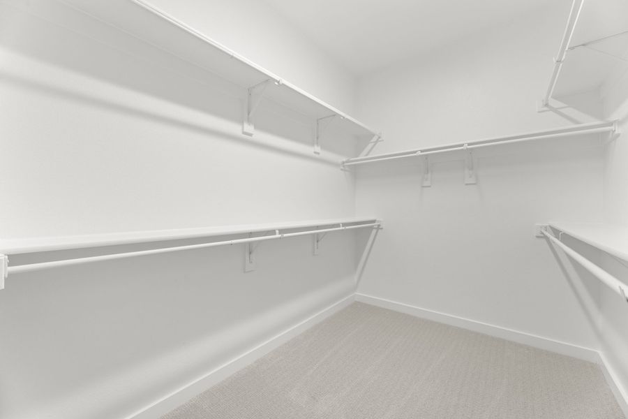 Spacious, unfurnished interior of a new home in Ten Mile Creek, Celina (Image 22).