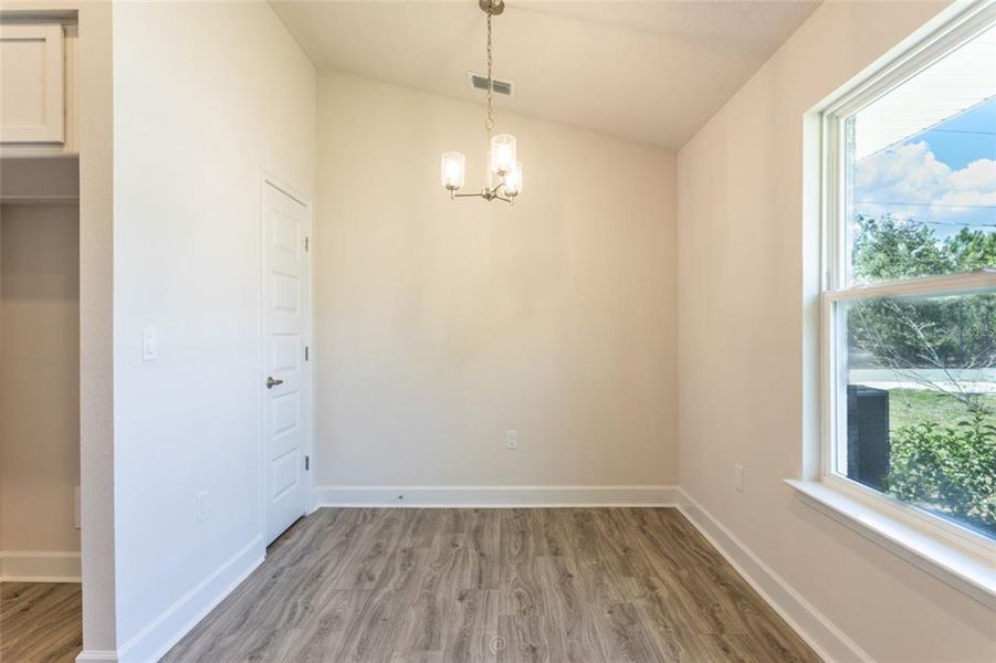 Spacious, unfurnished interior of a new home in , Palm Coast (Image 13).