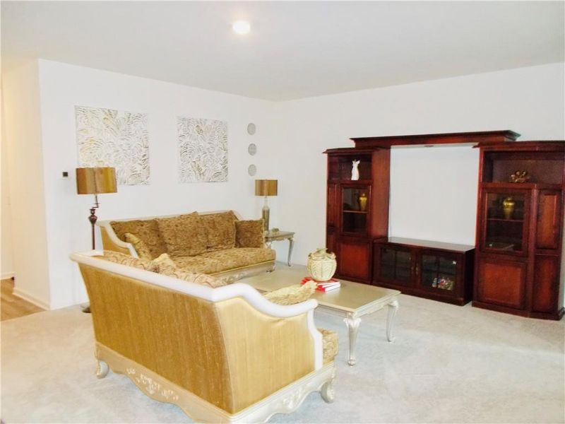 Furnished interior view inside a new home in Ashford Park, Covington (Image 18).