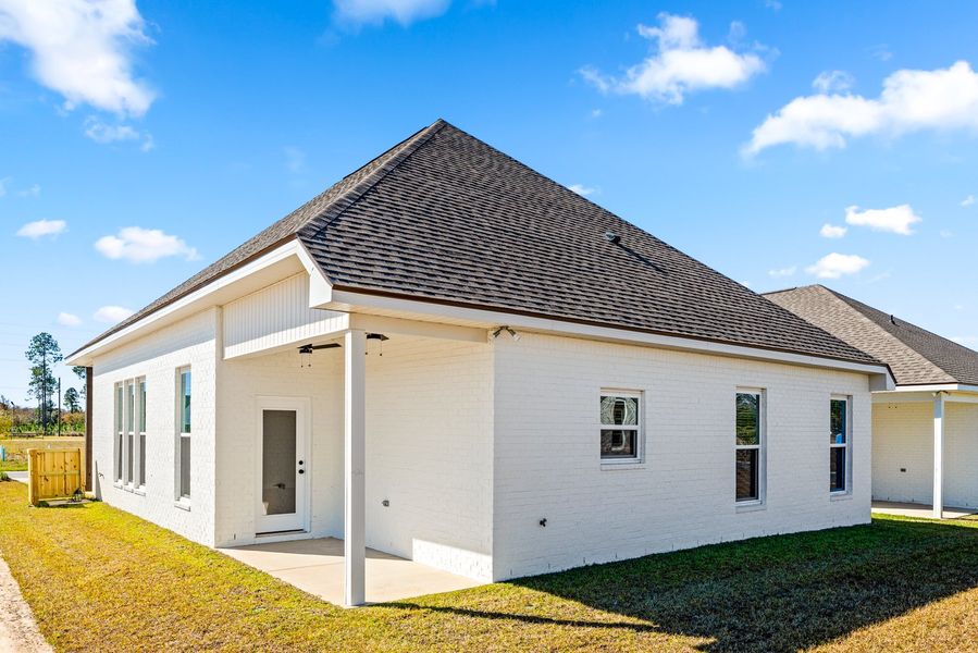 Exterior details and patio area of a home in Natureview, Freeport (Image 3).