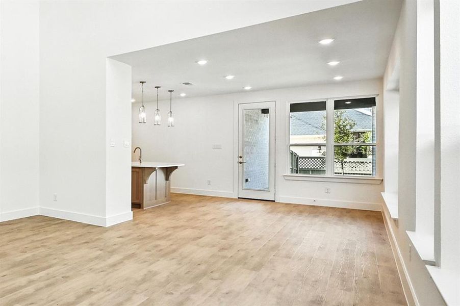 Spacious, unfurnished interior of a new home in Pecan Square: 40ft. lots, Northlake (Image 16). Spacious, unfurnished interior of a new home in Pecan Square: 40ft. lots, Northlake (Image 16).