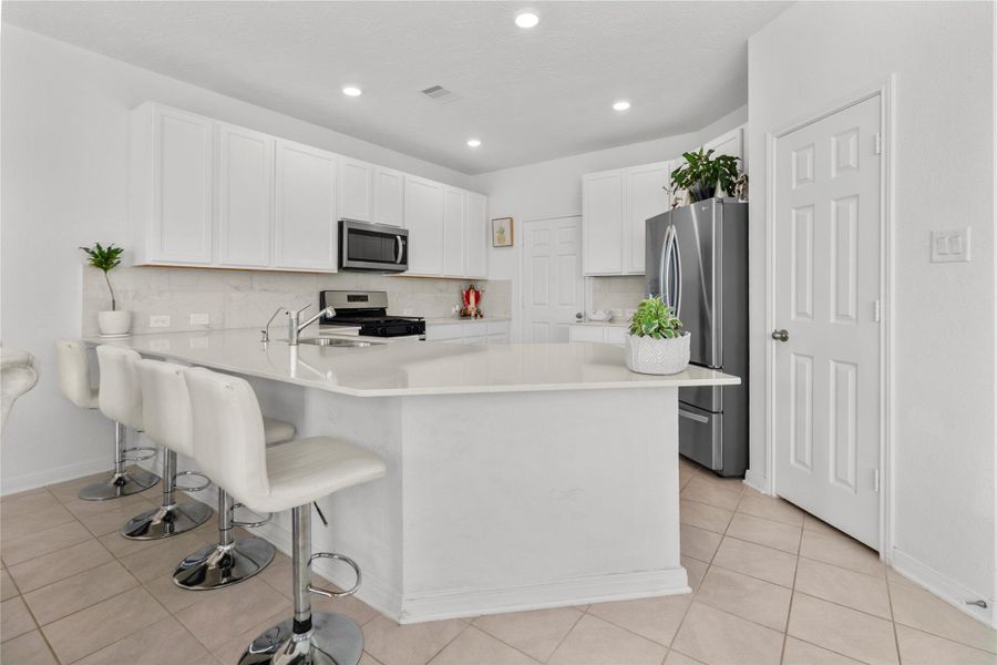 Furnished interior view inside a new home in , Houston (Image 8). Furnished interior view inside a new home in , Houston (Image 8).