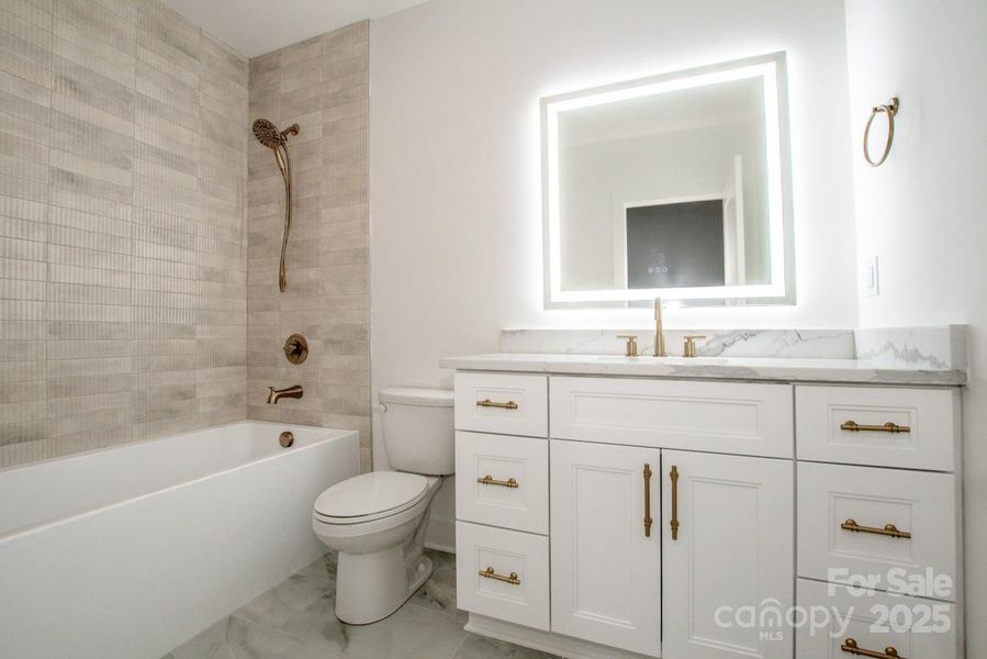 Image 35 of a home in .