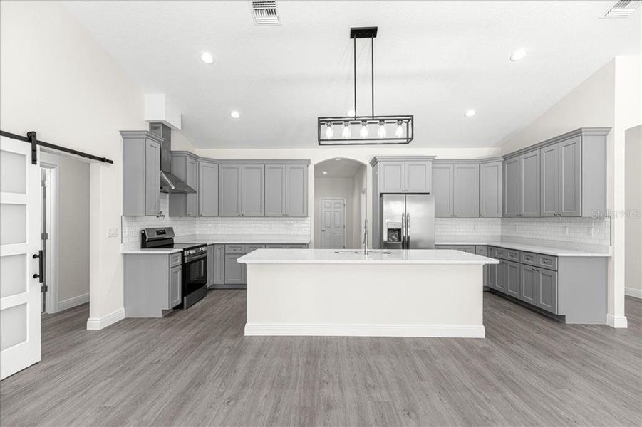 Furnished interior view inside a new home in , Dunnellon (Image 15).