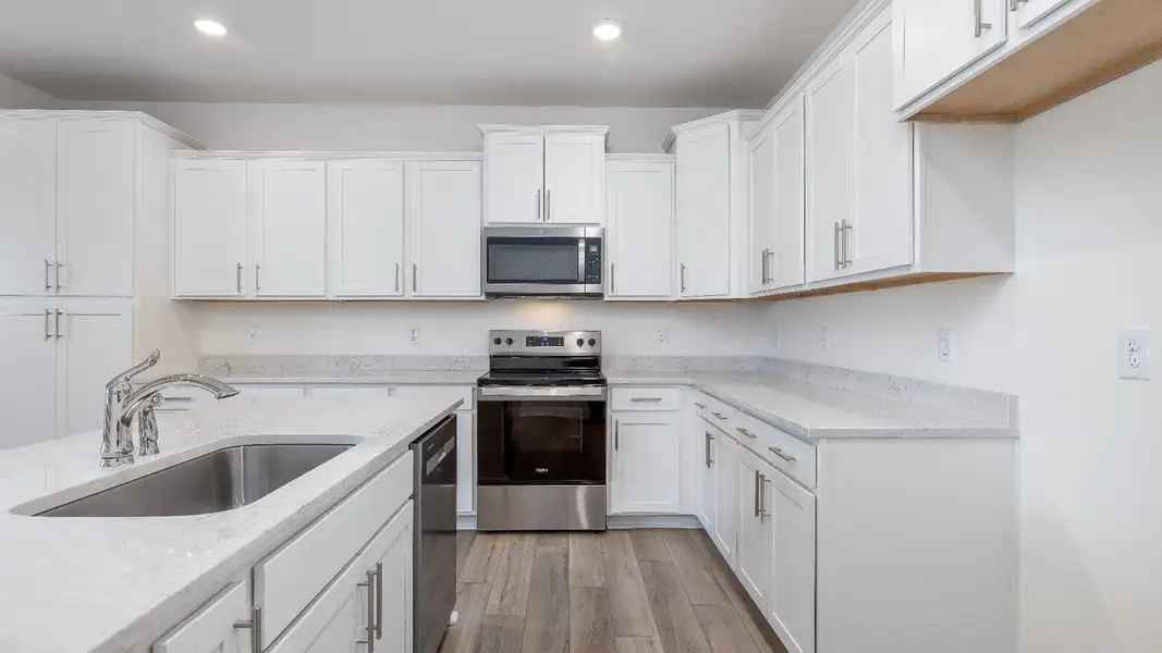 Furnished interior view inside a new home in Sidney Creek Townhomes, Zebulon (Image 8).