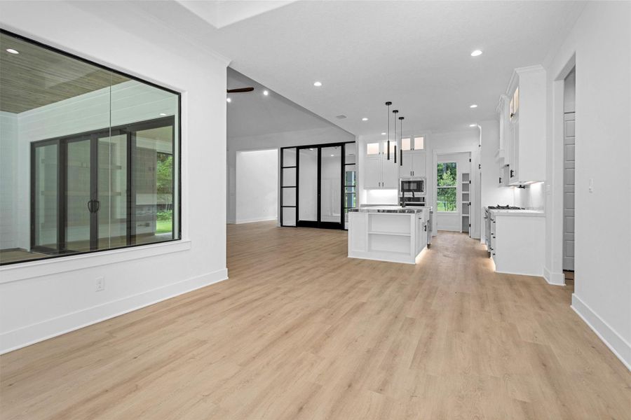 Spacious, unfurnished interior of a new home in , Plantersville (Image 26).