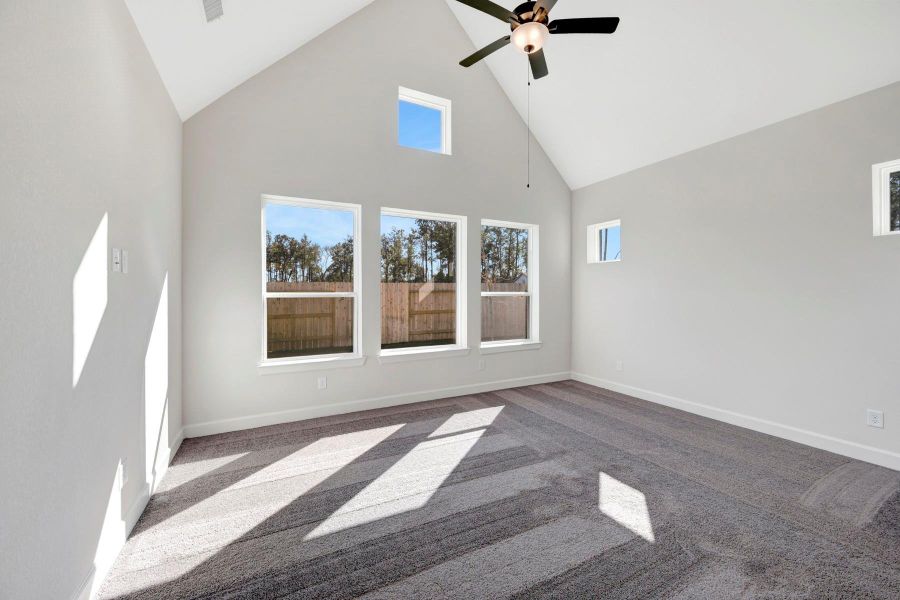 Spacious, unfurnished interior of a new home in ARTAVIA 45' Homesites, Conroe (Image 28).