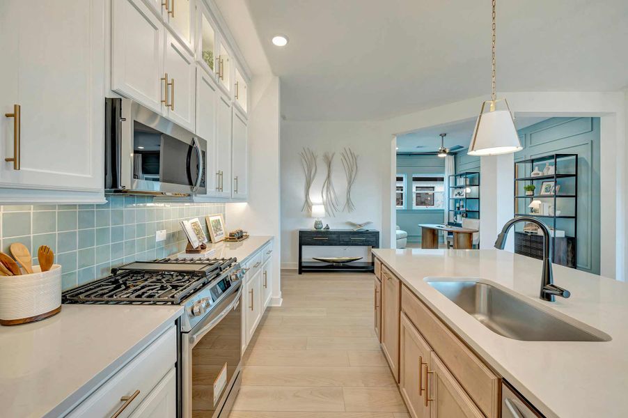 The Conroe - Kitchen