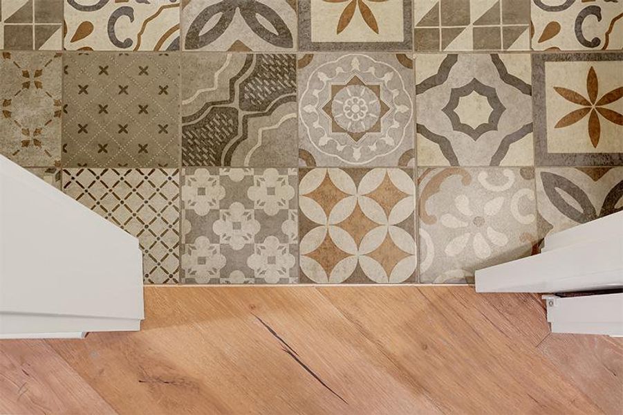 Bar Harbour I, Powder Room