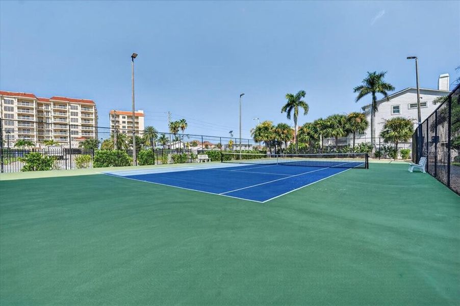 Community amenities in , Redington Shores (Image 53).