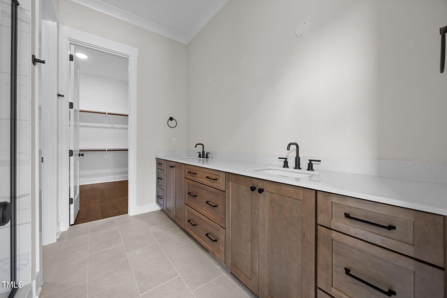 37-web-or-mls-IMG_0320 37-web-or-mls-IMG_0320